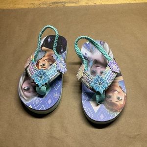 Frozen kids flip flops sz9-10